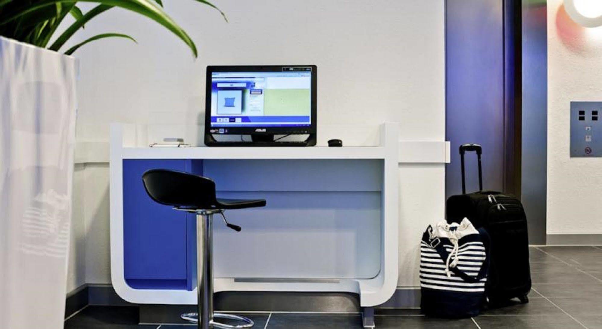 Ibis Budget - Porte De Bagnolet Zewnętrze zdjęcie