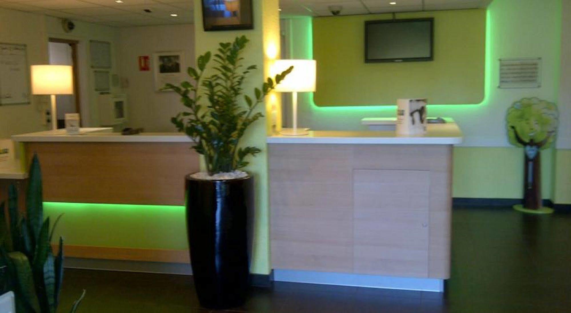 Ibis Budget - Porte De Bagnolet Zewnętrze zdjęcie